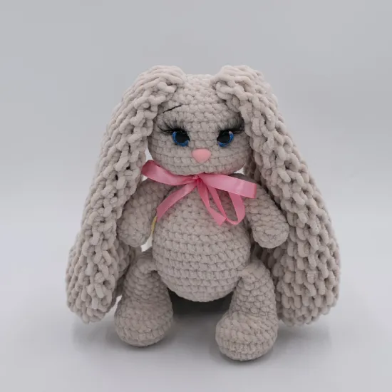 Заяц с бантиком от интернет-магазина цветов в 