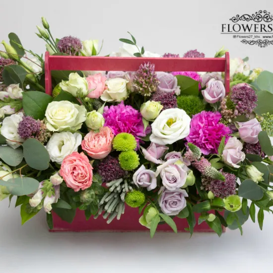 Нежная цветочная композиция от интернет-магазина цветов в 