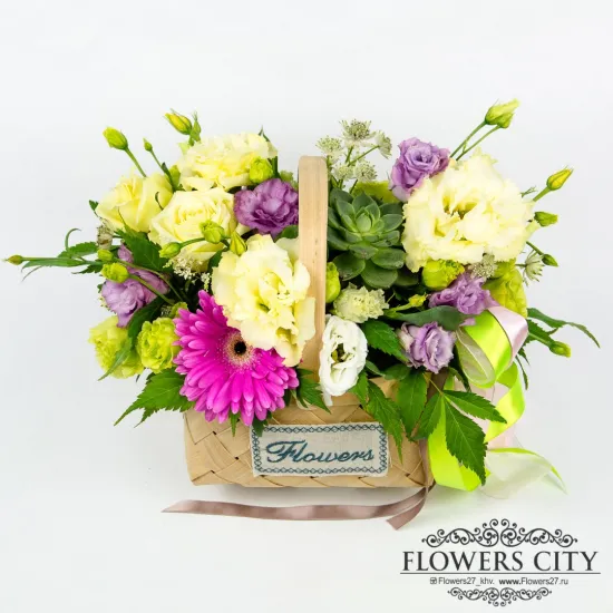 Весенняя корзина от интернет-магазина цветов в 