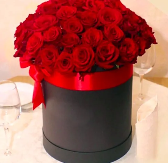 Наоми от интернет-магазина цветов в 