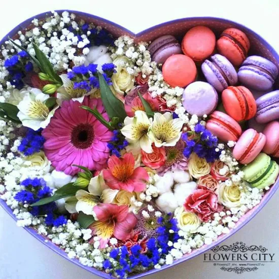 Девичий голос от интернет-магазина цветов в 