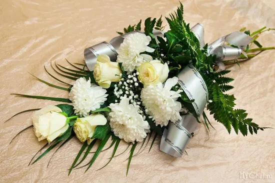 Светлая память № 2 от интернет-магазина цветов в 