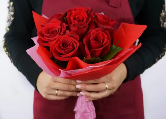 Возвышенные чувства от интернет-магазина цветов в 