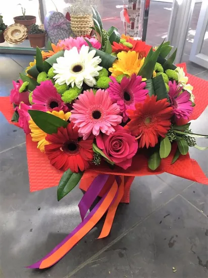 Лоренза от интернет-магазина цветов в 