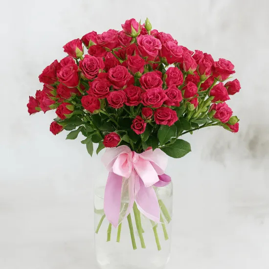 Малиновые розы от интернет-магазина цветов в 
