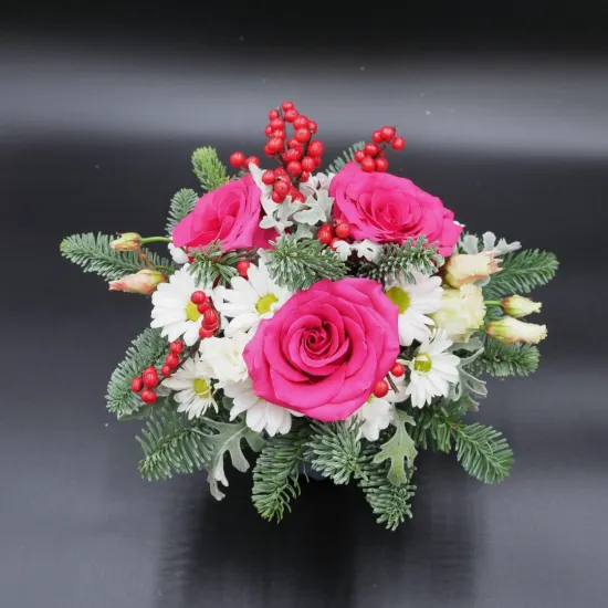 Новогодняя композиция 2 от интернет-магазина цветов в 