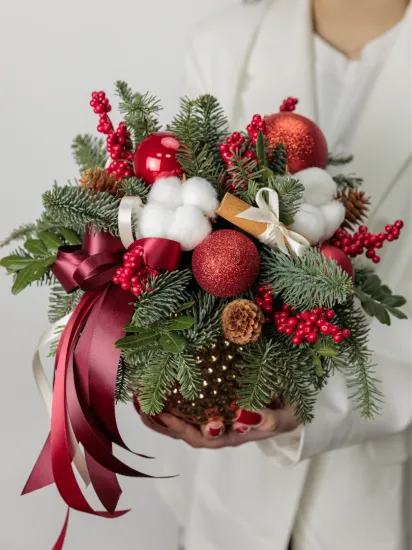 Новогодний декор от интернет-магазина цветов в 